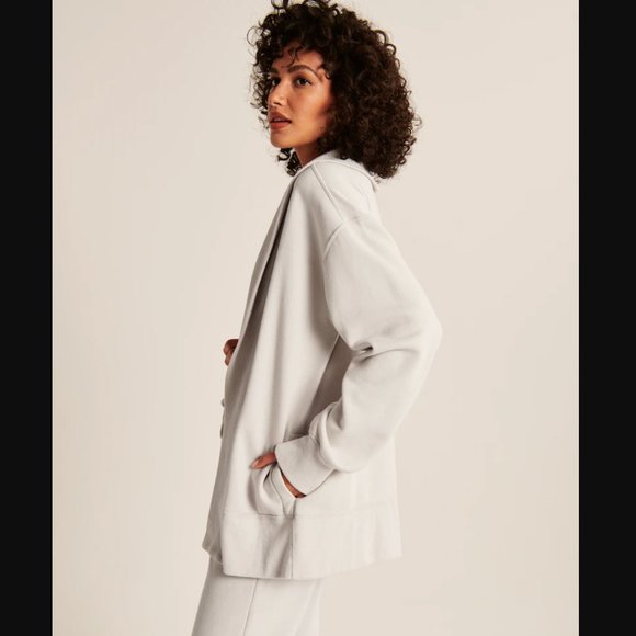NWT Abercrombie & Fitch - Open-Front Fleece Cardigan - Picture 6 of 14